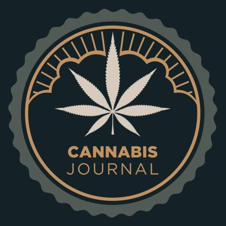 Cannabis journal: Marijuana notebook, strain review and log book: For keeping a record of all the important details in one place: Neutral logo cover